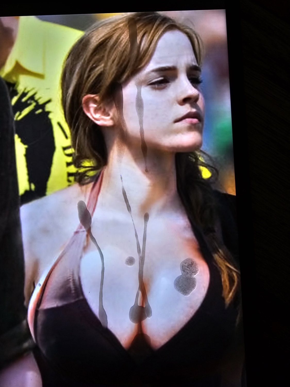 h11rfom8 Emma Watson cum tribute 02.jpg